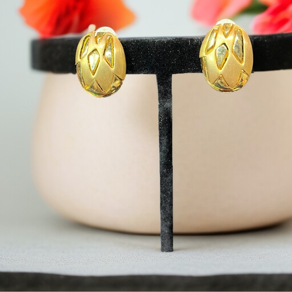 Elegant Gold Earrings